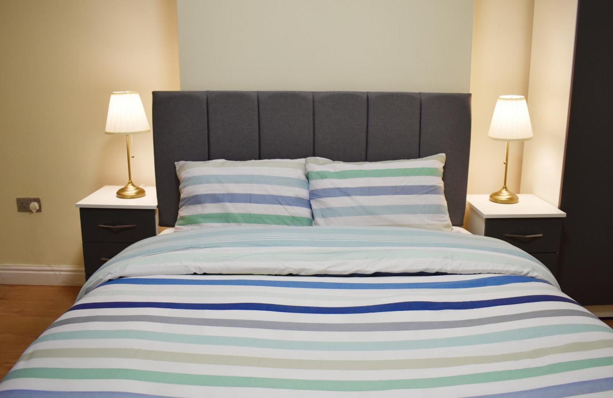Birmingham City Centre Bedroom, Parking, Wifi, Kitchen, Living Room ภายนอก รูปภาพ