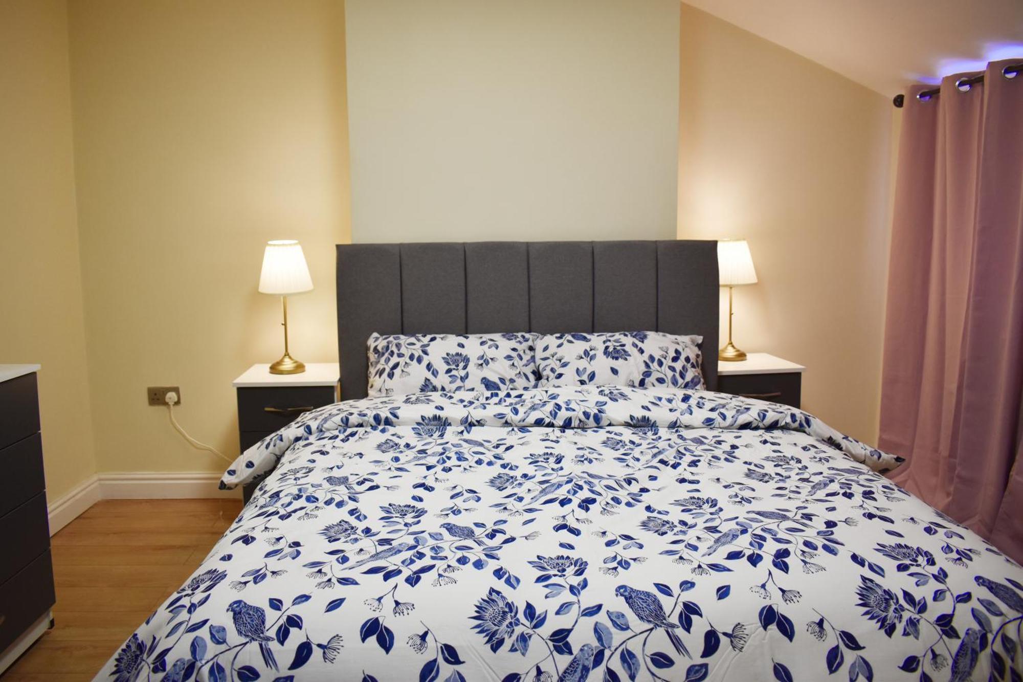 Birmingham City Centre Bedroom, Parking, Wifi, Kitchen, Living Room ภายนอก รูปภาพ